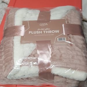 14:12- Ulta Plush Throw Blanket